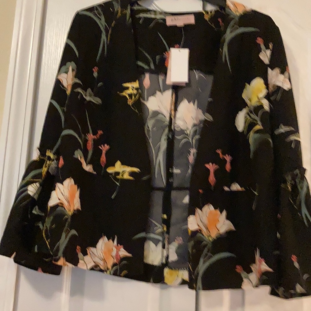 Philosophy short open jacket